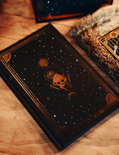 tarot guide book for the marigold tarot deck for tarot card readings