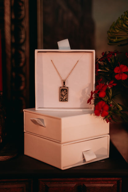 the lovers tarot card gold pendant necklace